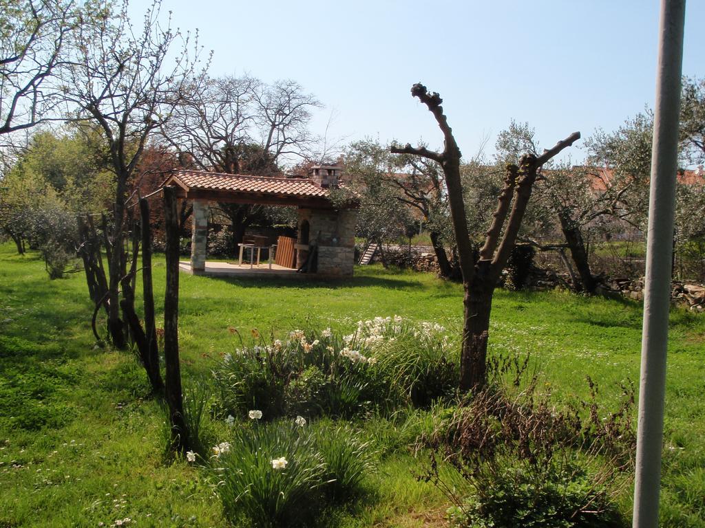 Apartments Miri Zambratija (Istria) Exterior foto